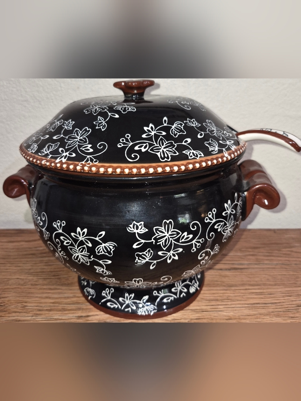 Temp-tations Floral Lace 3-qt Ceramic Soup Tureen with a matching ladle